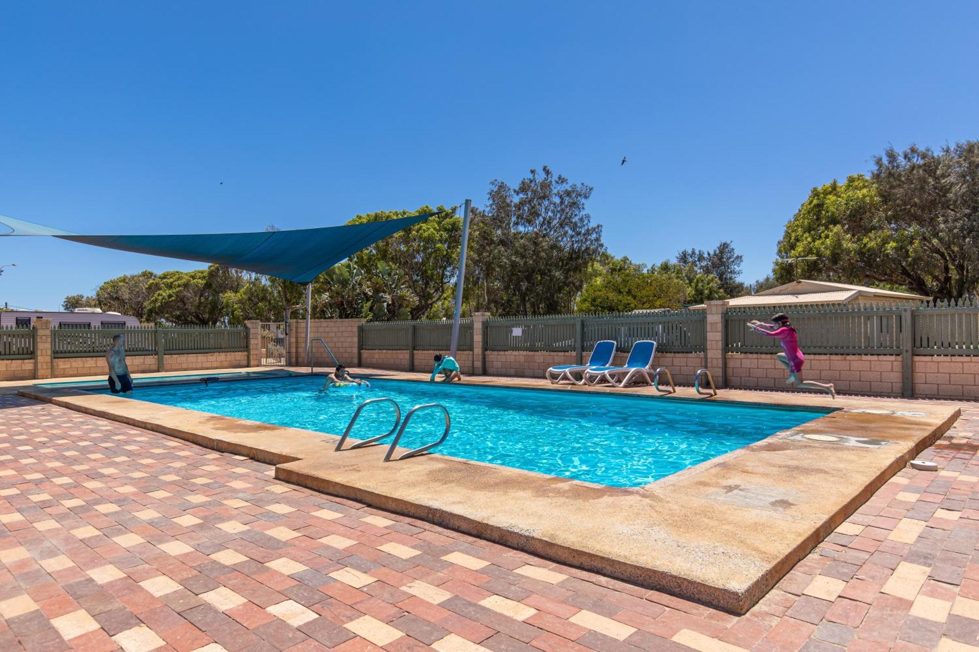 Belair Gardens Caravan Park Geraldton Exterior photo